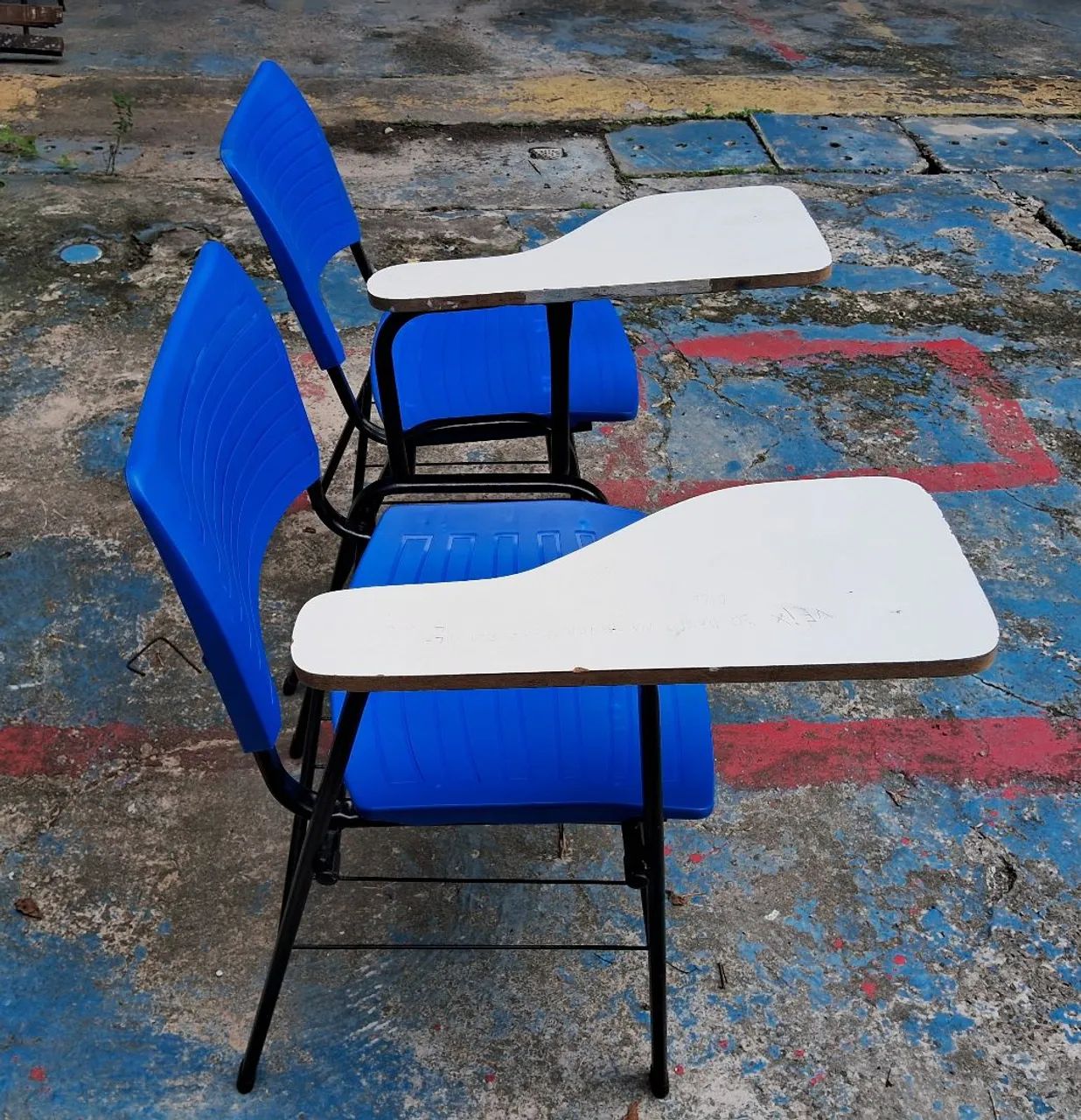 Cadeira Escolar com braço - Foto 2