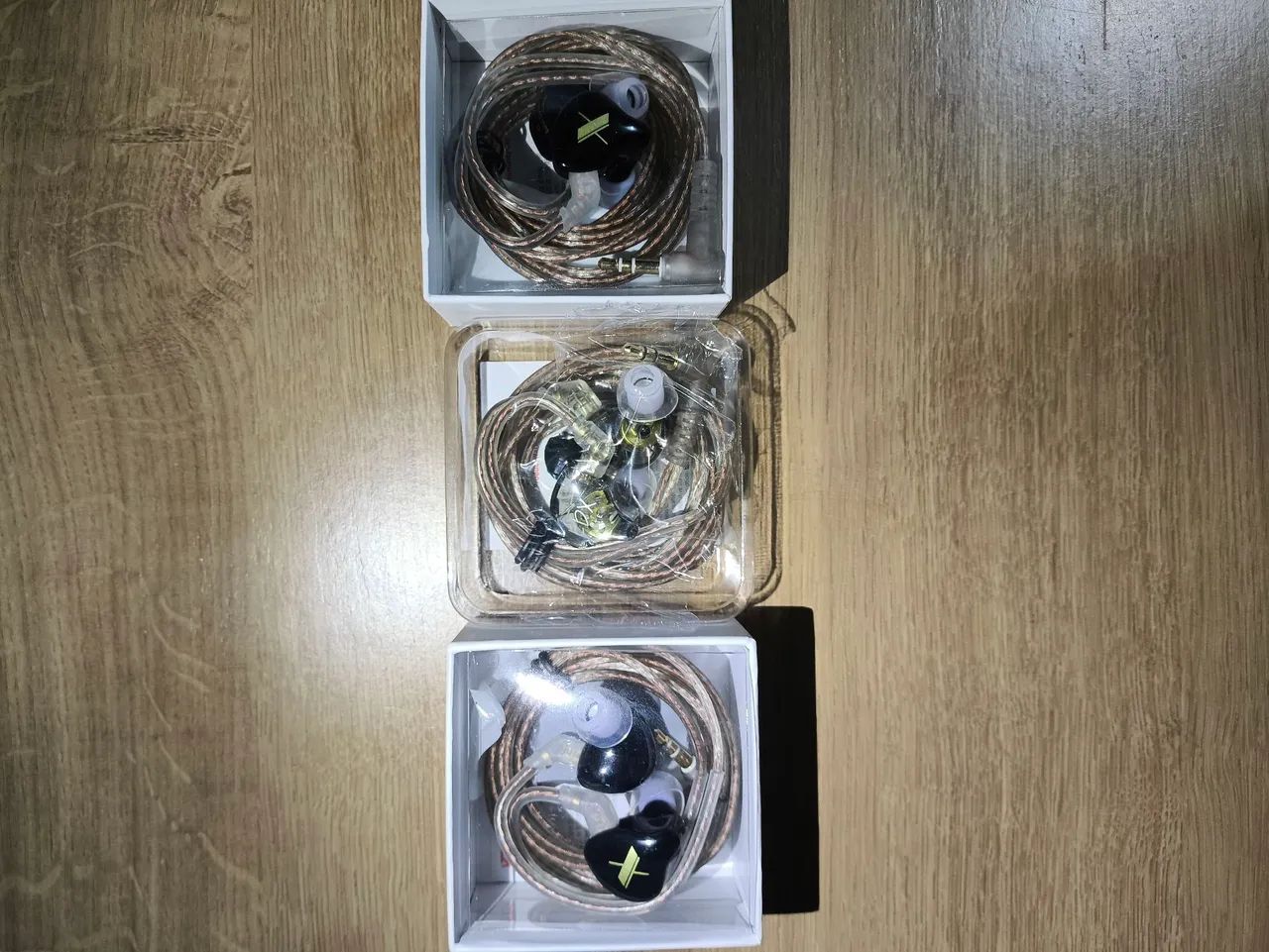 Fones KZ423877975412592641