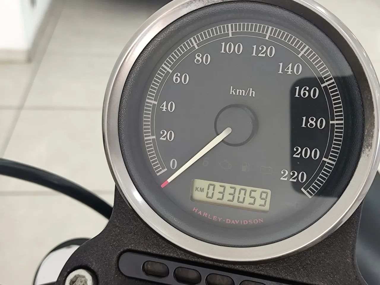 Xl 883 R 2013 - Foto 5