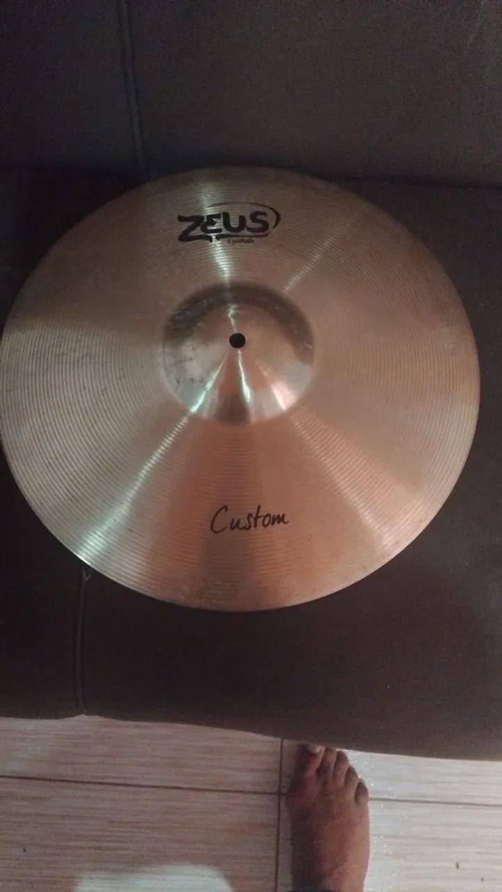 prato de 16 polegadas da marca Zeus, modelo Custom. - Foto 2