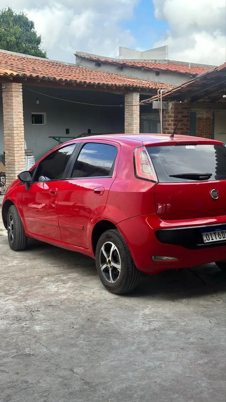 Fiat Punto Attractive 1.4 Fire Flex 8V 5P 2013 - Foto 2