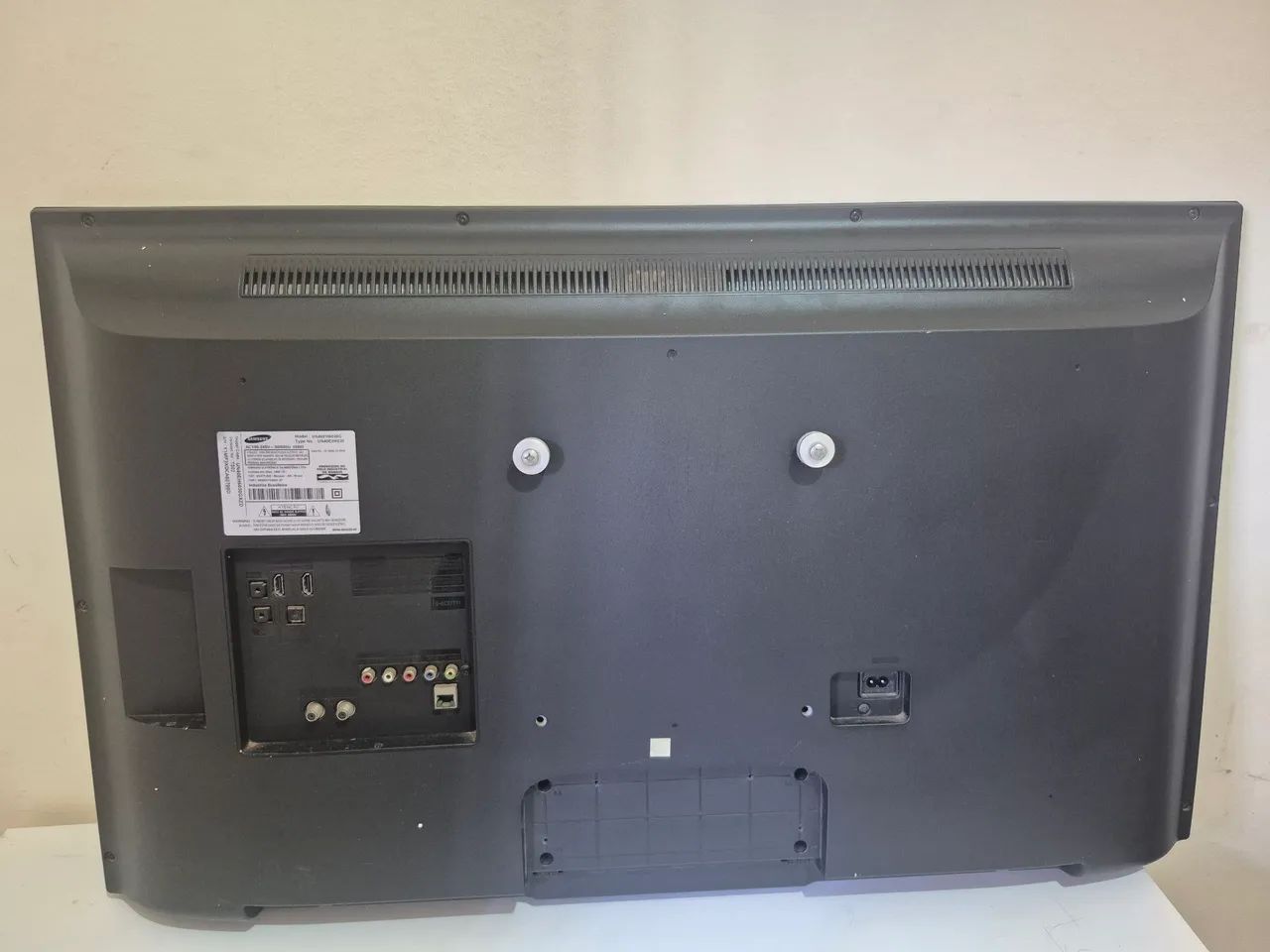 TV Samsung LED 40" Full HD - Modelo EH6030 - Foto 2