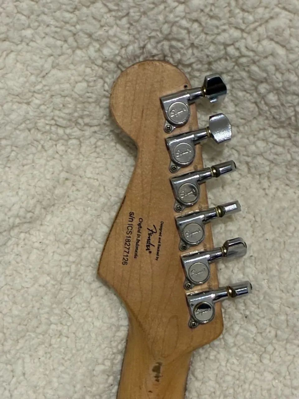 Guitarra Stratocaster  - Foto 4