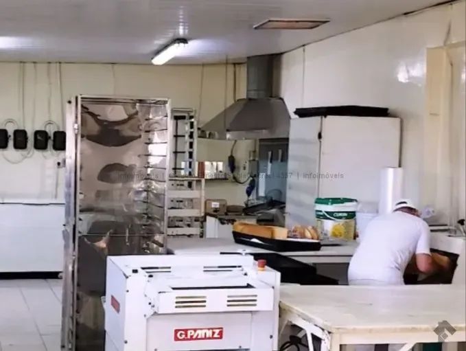 ALUGUEL COMERCIA NA JULIO DE CASTILHOS - ESQUINA COM 334M² - Foto 5