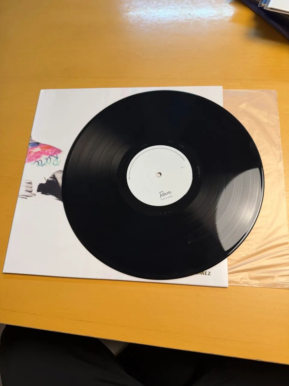 LP Selena Gomez - Rare (Vinil Preto) - Importado - Foto 3
