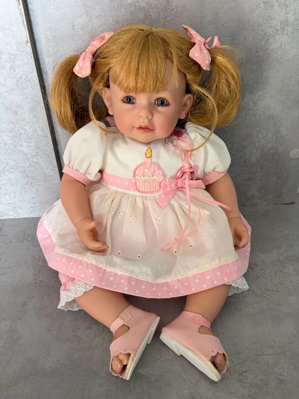 Adora Doll boneca 