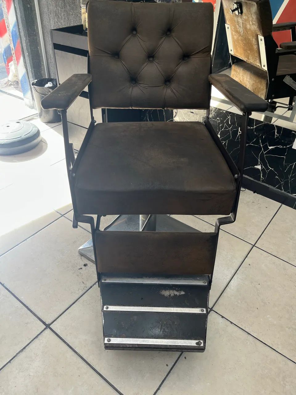 Cadeira para barbearia/salão 