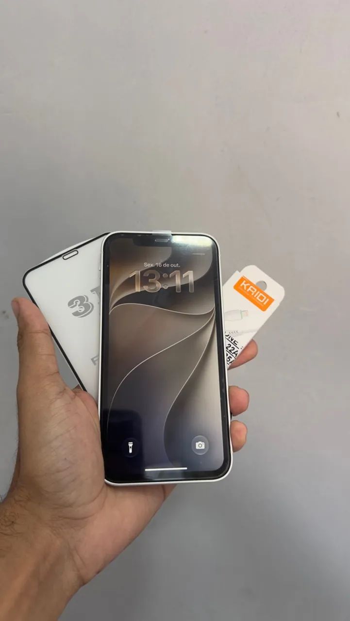 Vendo iPhone 11 na carcaça do 17 pro  - Foto 3