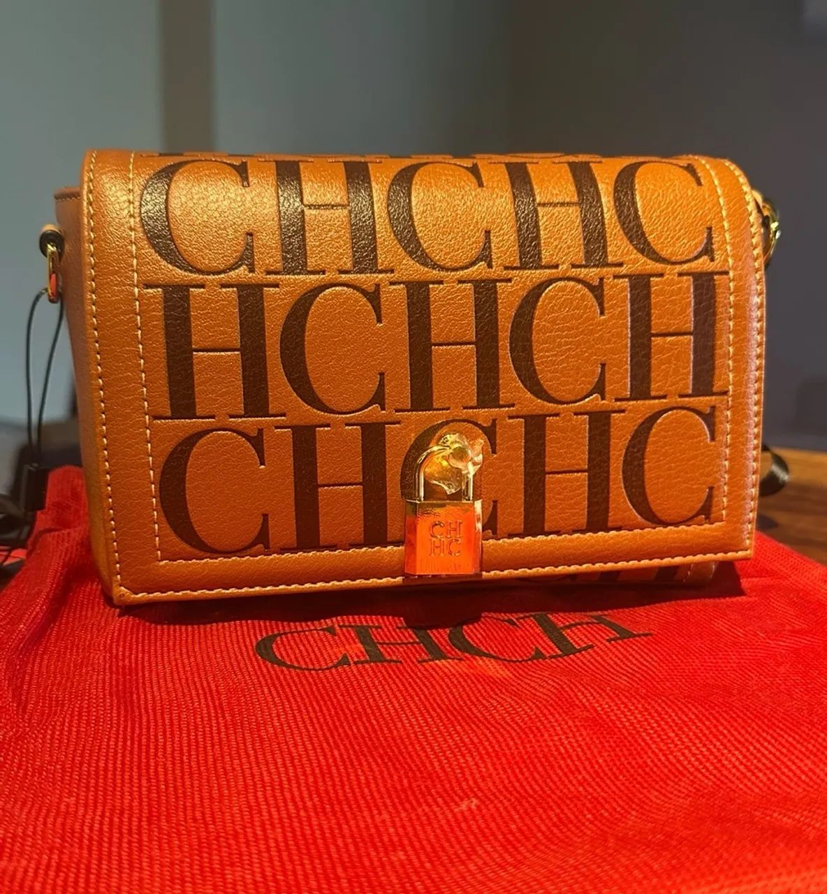 Bolsa em couro Caroline Herrera  - Foto 2