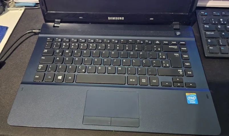 Notebook Samsung np270e4e 4GB DDR3 HD 500GB funciona tudo - Foto 3