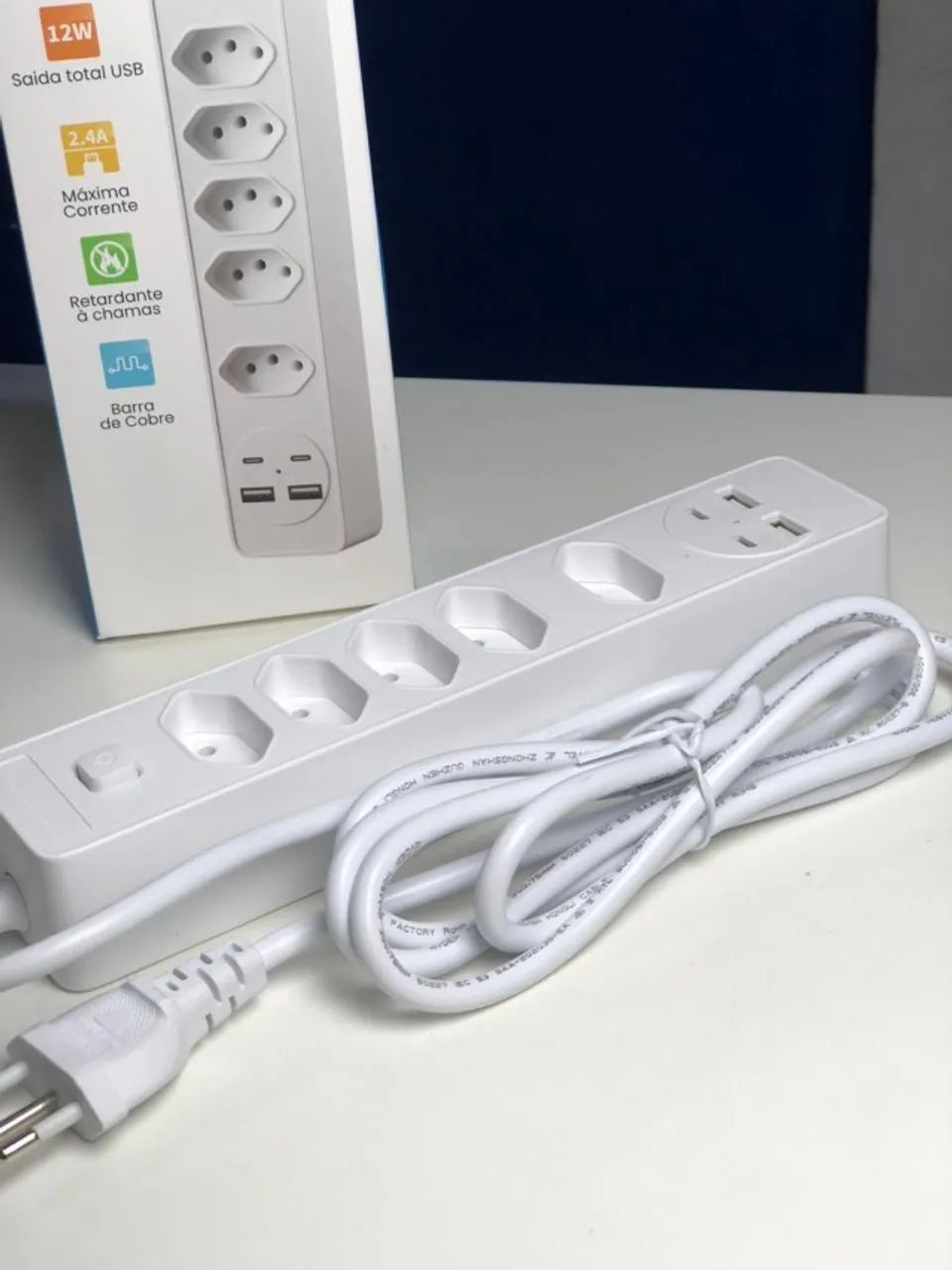 Extensão 5 tomadas com 2 portas USB e 2 portas Type-C - modelo BX2205. - Foto 2