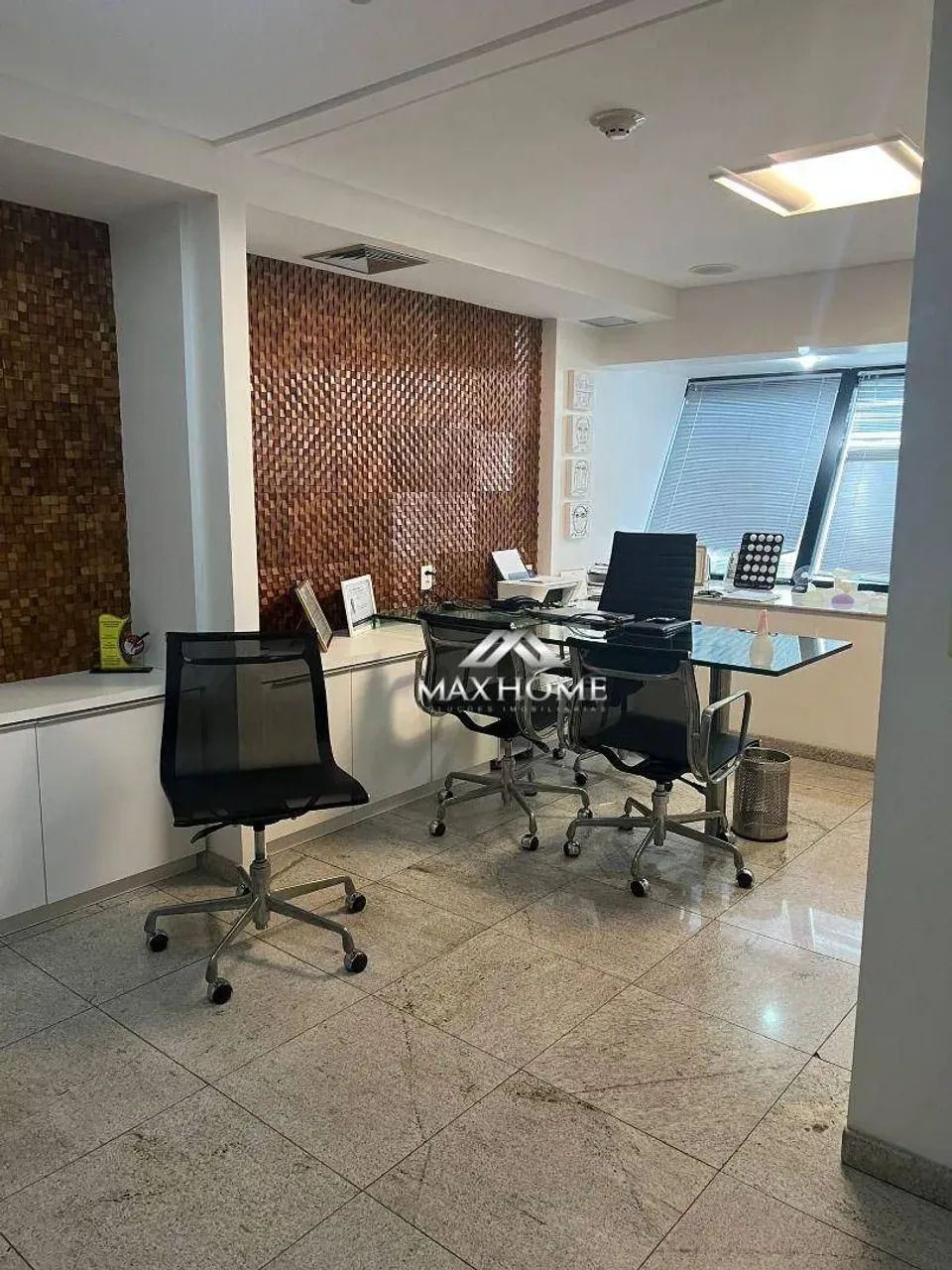 Salas comerciais conjugadas sendo vendida mobiliada, em Boa Viagem.