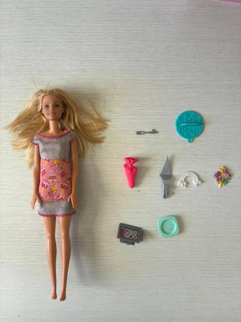 Boneca Barbie Confeiteira Gfp59 - Foto 2