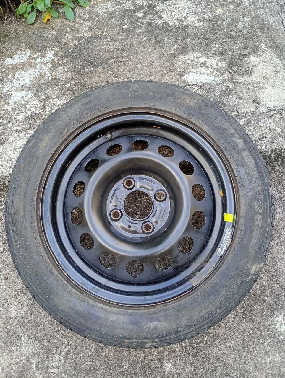 Roda de ferro 15 e pneu 