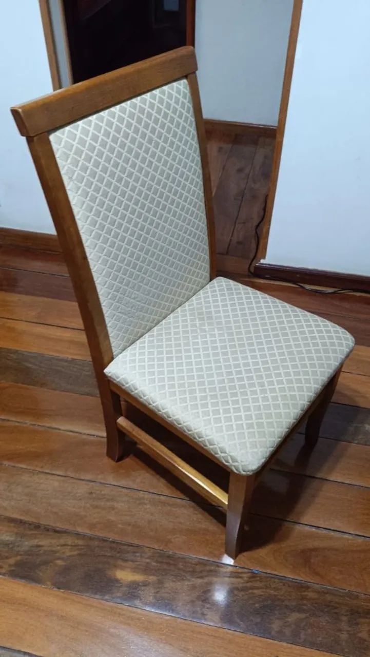Mesa de jantar em madeira maciça - Foto 3