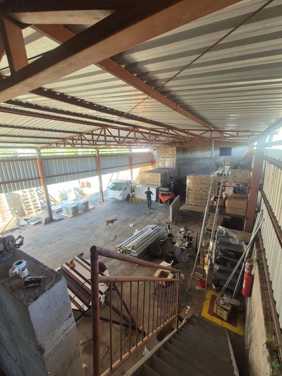 Barracão Comercial à Venda em Cuiabá - Foto 2