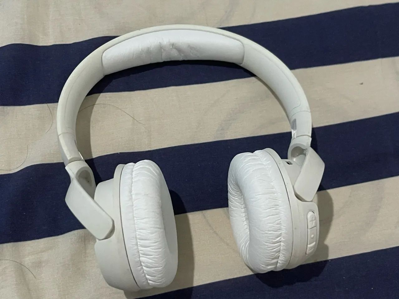 Fone JBL tune 500 excelente! - Foto 3