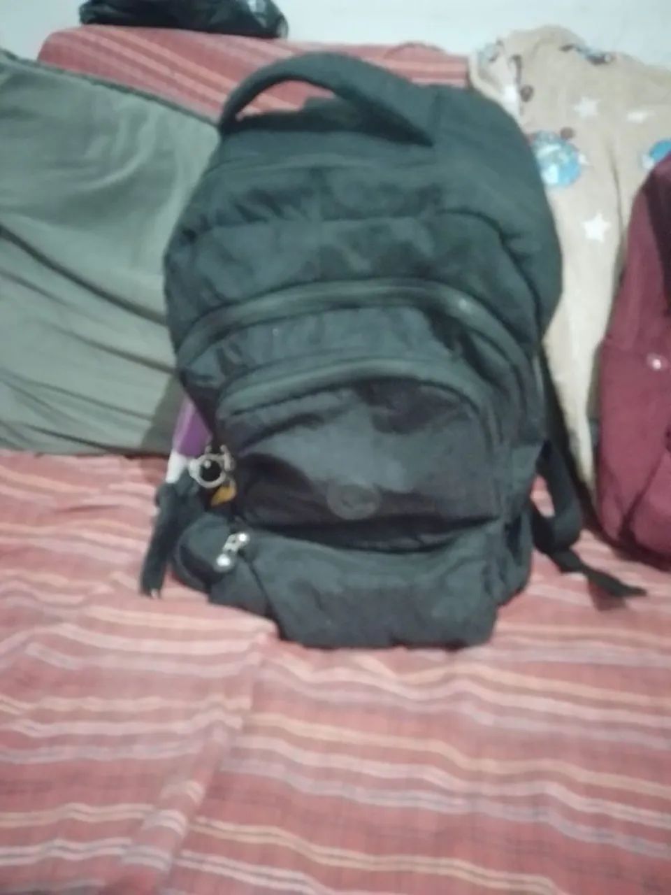 Mochila, estilo Kipling semi nova  - Foto 2