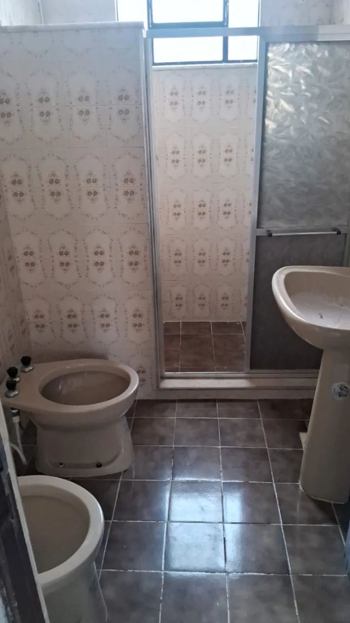 Duas casas amplas com quintal - Foto 4