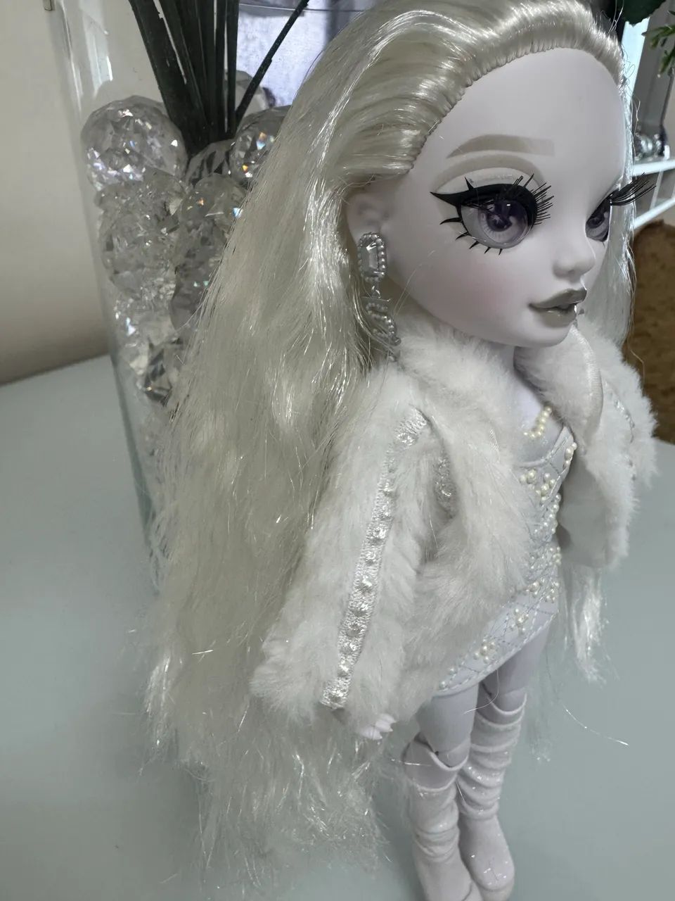 Boneca Rainbow High/ Shadow High Natasha  - Foto 2