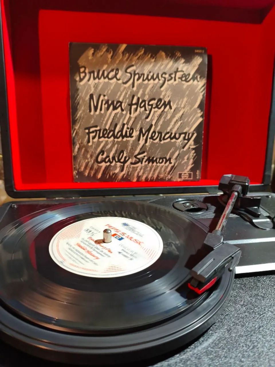 Vinil compacto funcionando 