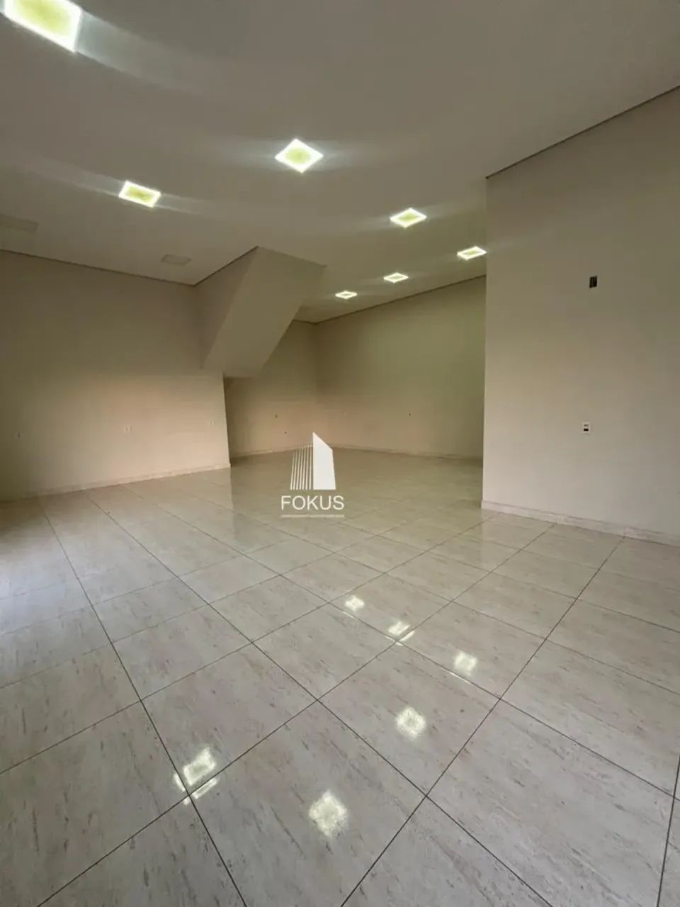 Salão Comercial de Esquina com Excelente Visibilidade | Mollon IV | SBO - Foto 5