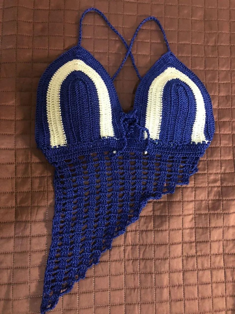 Saída de banho e roupas e outros feitos de crochê  - Foto 5