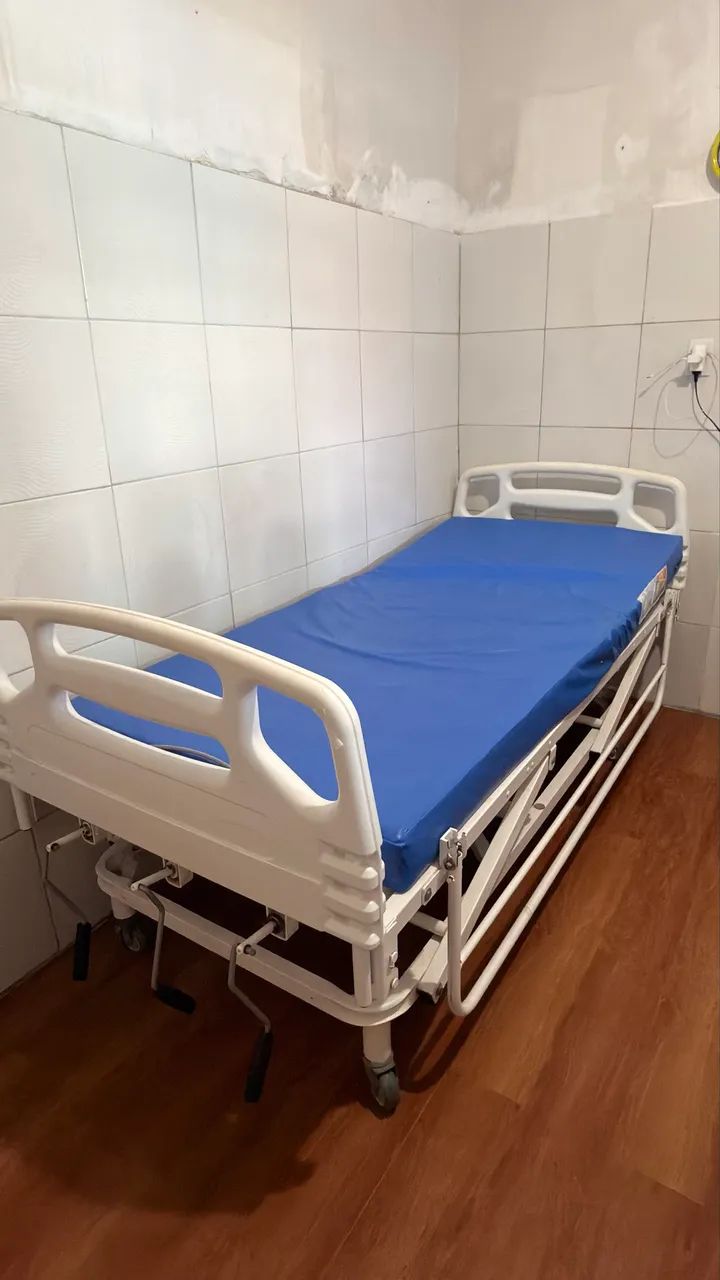 Cama Hospitalar semi nova  - Foto 2