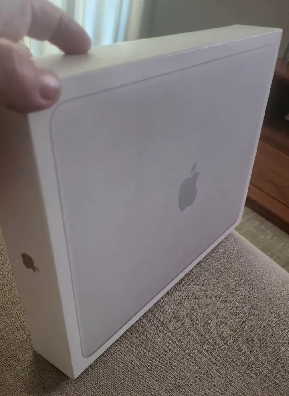 MacBook Neo Prateado 512GB Magic Keyboard LACRADO com NF Apple USA - Foto 3