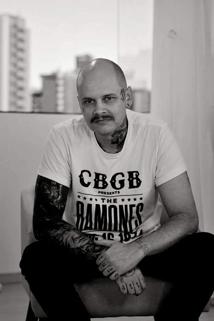 Tatuador Profissional | Blackwork, Realismo e Anime/Mangá (Florianópolis)