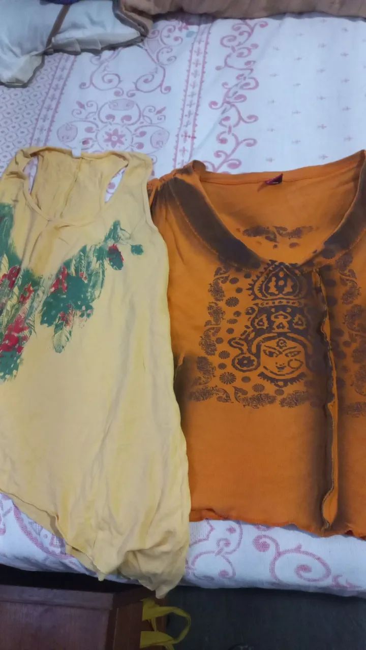 5 blusas veste 40 e 42 - Foto 3