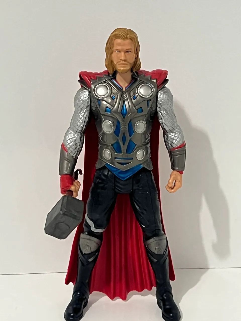 Boneco thor hasbro