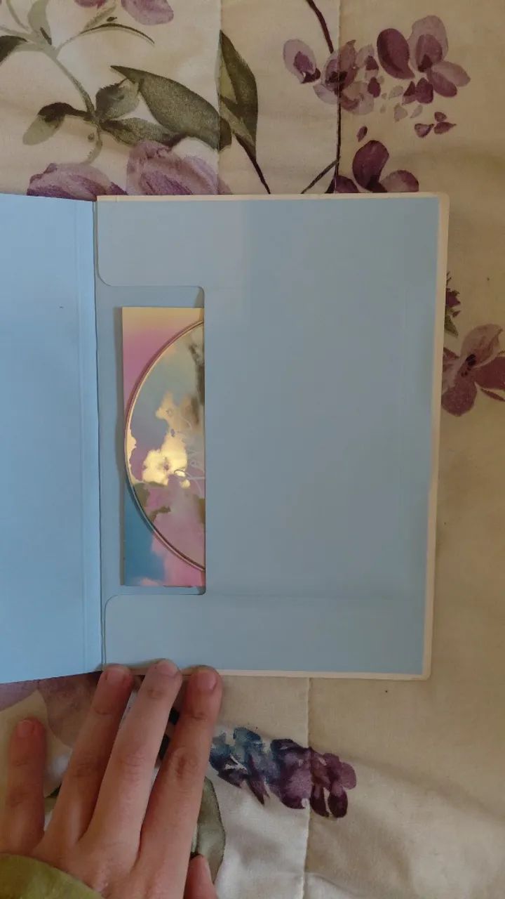 CD Taylor Swift - Lover (Deluxe - Versão 3) - Foto 2