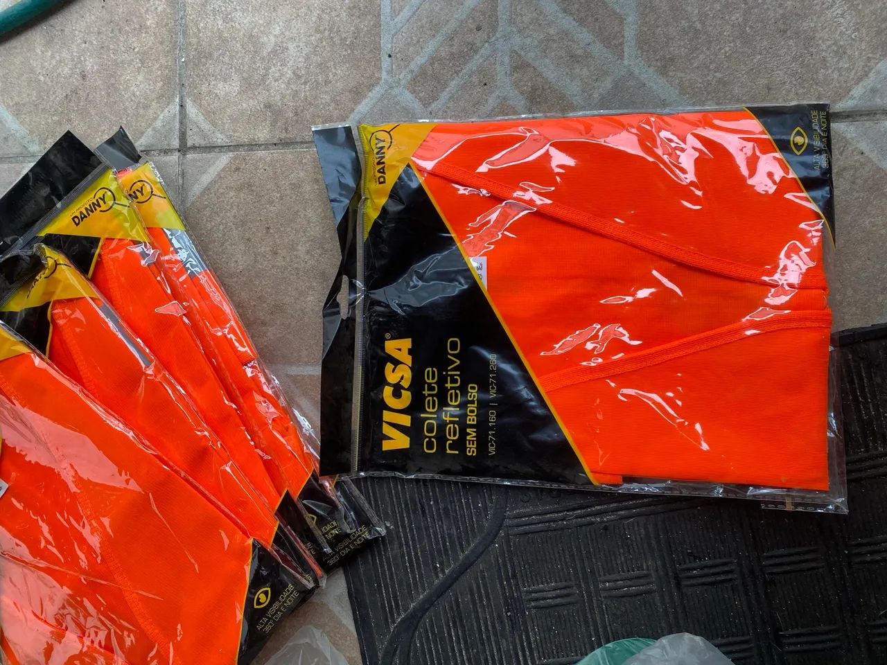 Coletes tamanho G - Foto 2