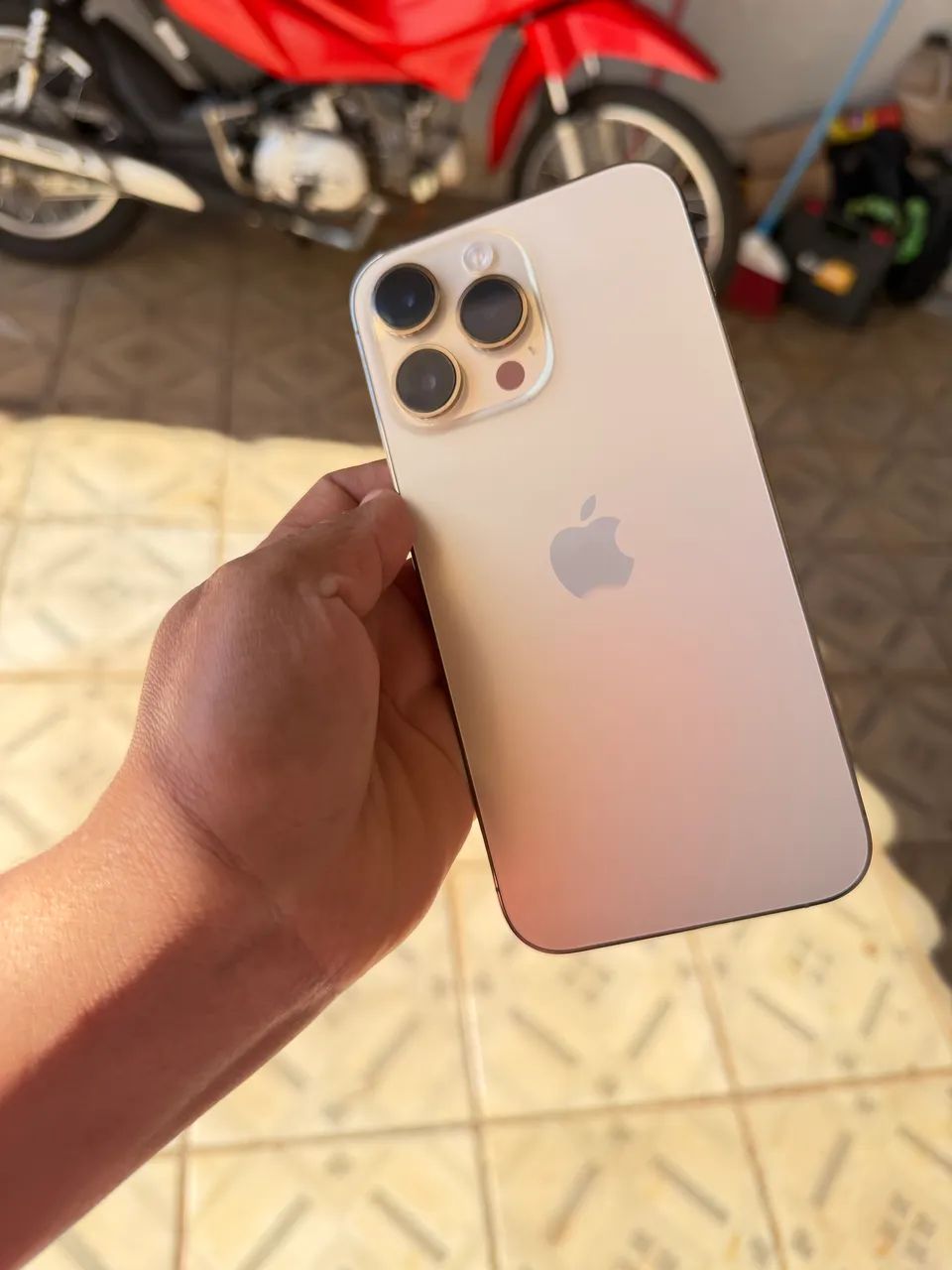 Vendo iPhone 14 pro-Max - Foto 2