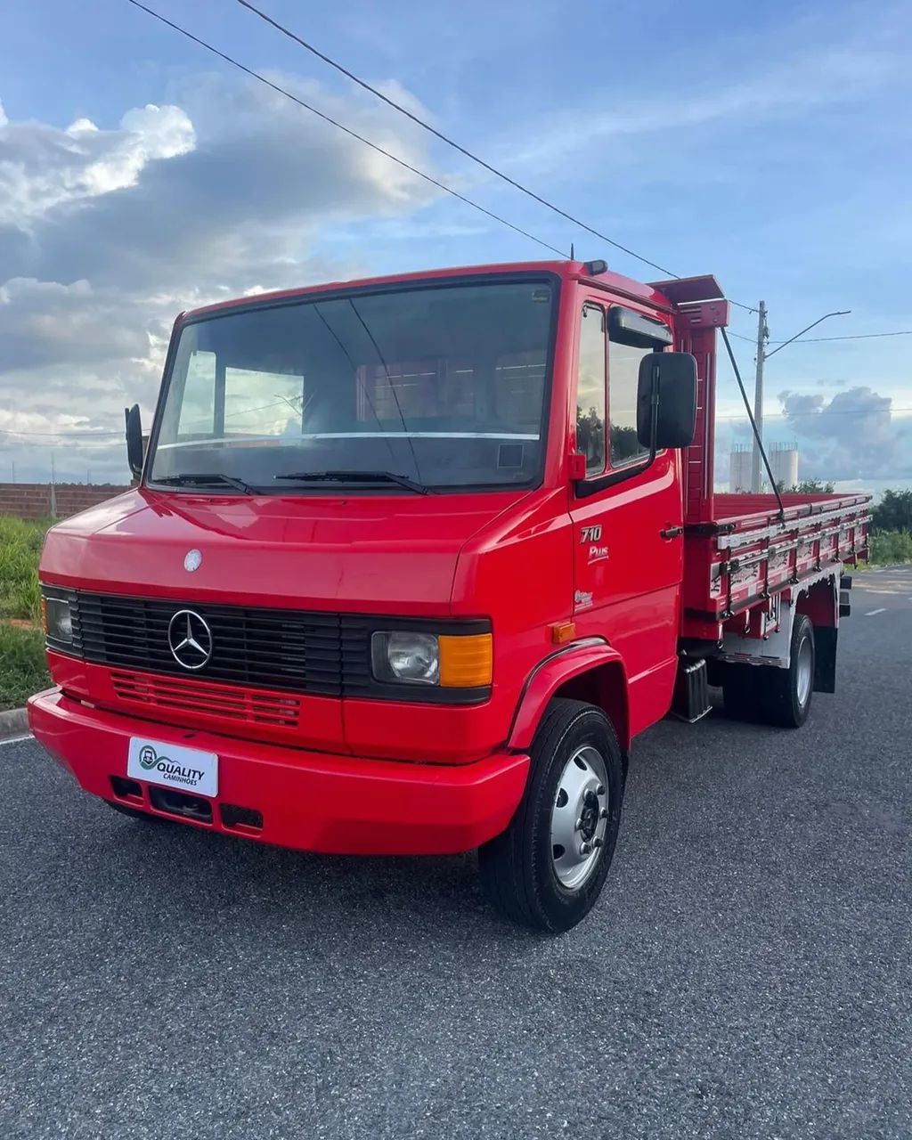 Caminhão 710