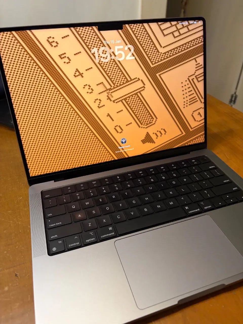 MacBook Pro M2 Pro - 16GB - 512GB - Space Gray