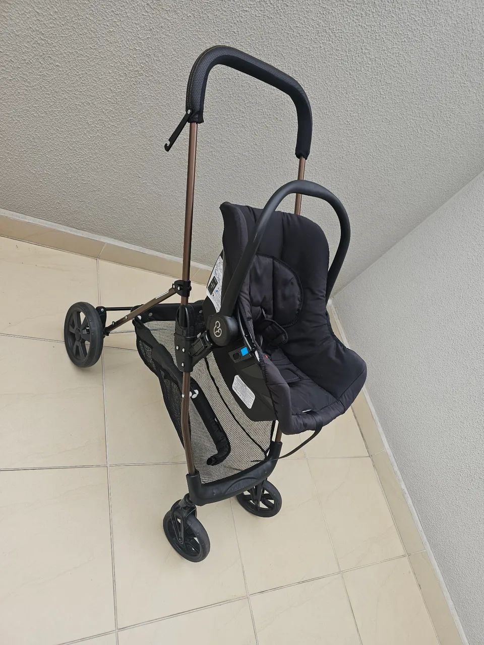 Carrinho de Bebê Berço Moisés Passeio Napoli, Galzerano , Estado de novo  - Foto 5