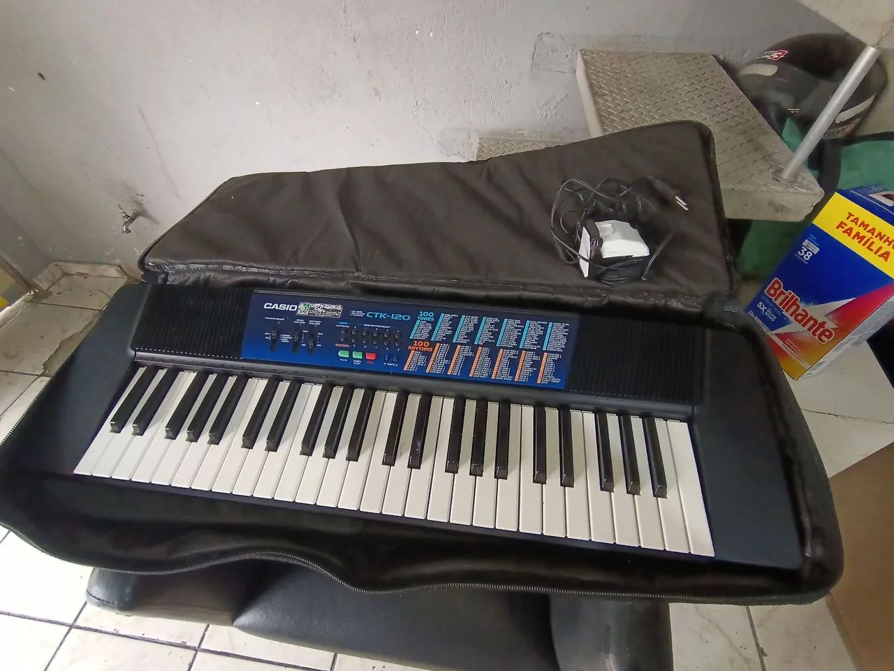 Teclado Casio CTK-120 