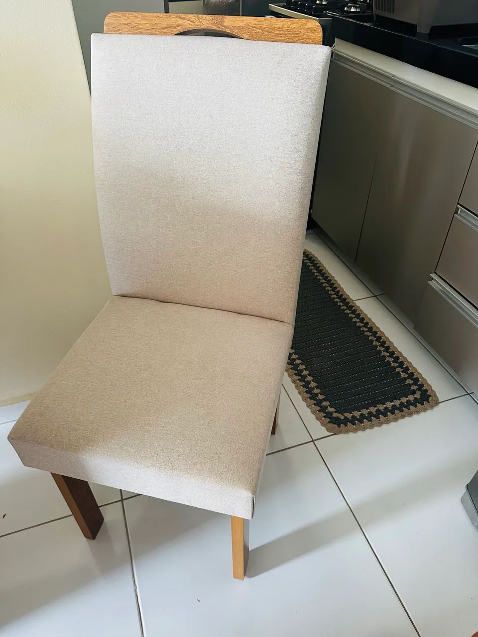 Cadeira de jantar
