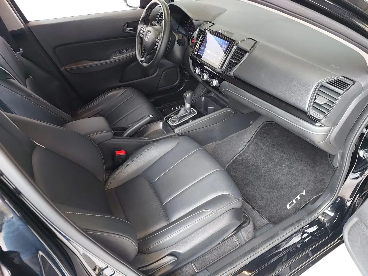Honda City Hatchback Touring 1.5 Flex 16V Aut, foto 5 de 18