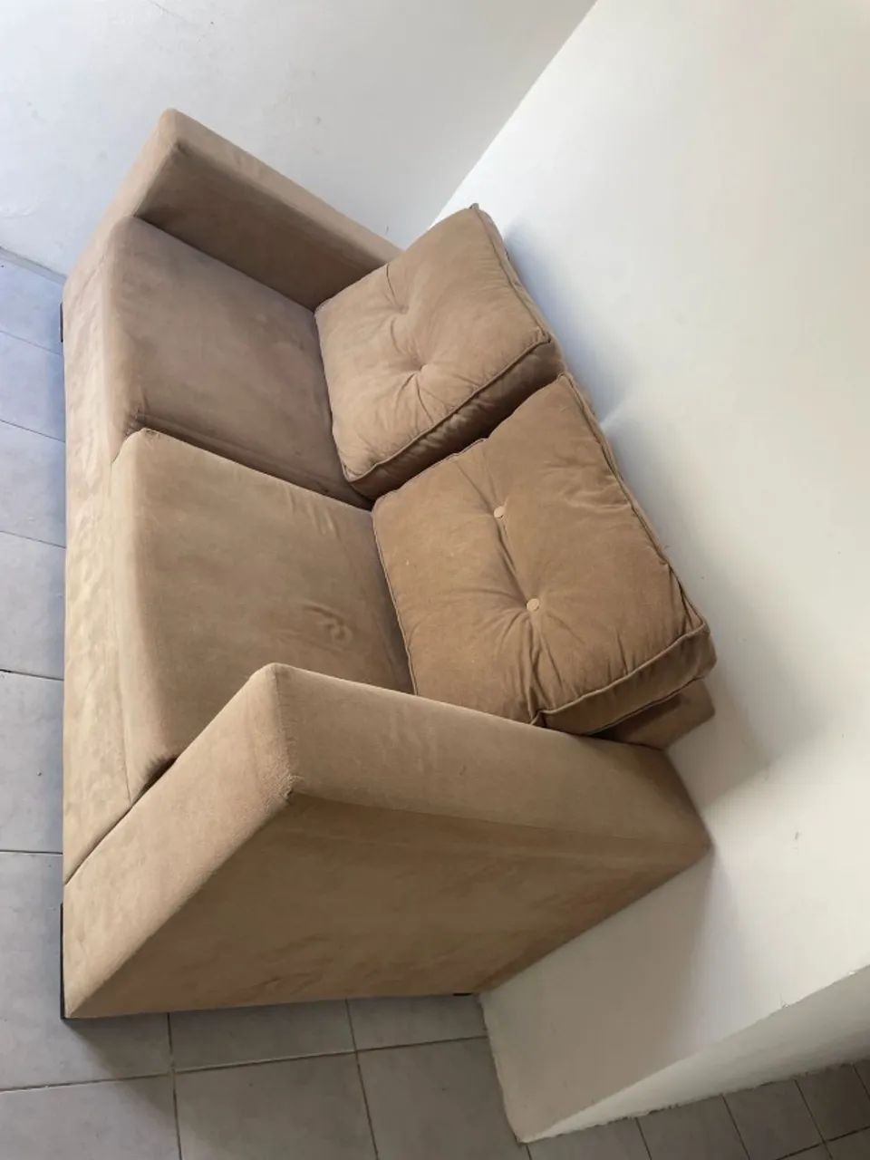 Vendo sofá 02 lugares, conservado. - Foto 3