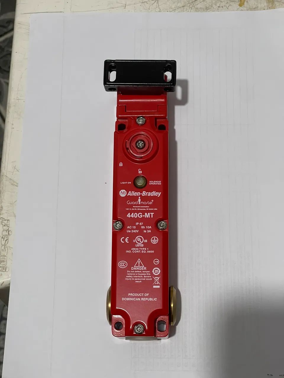 Chave de segurança Allen-Bradley 440G-MT47040 com bloqueio - Foto 3