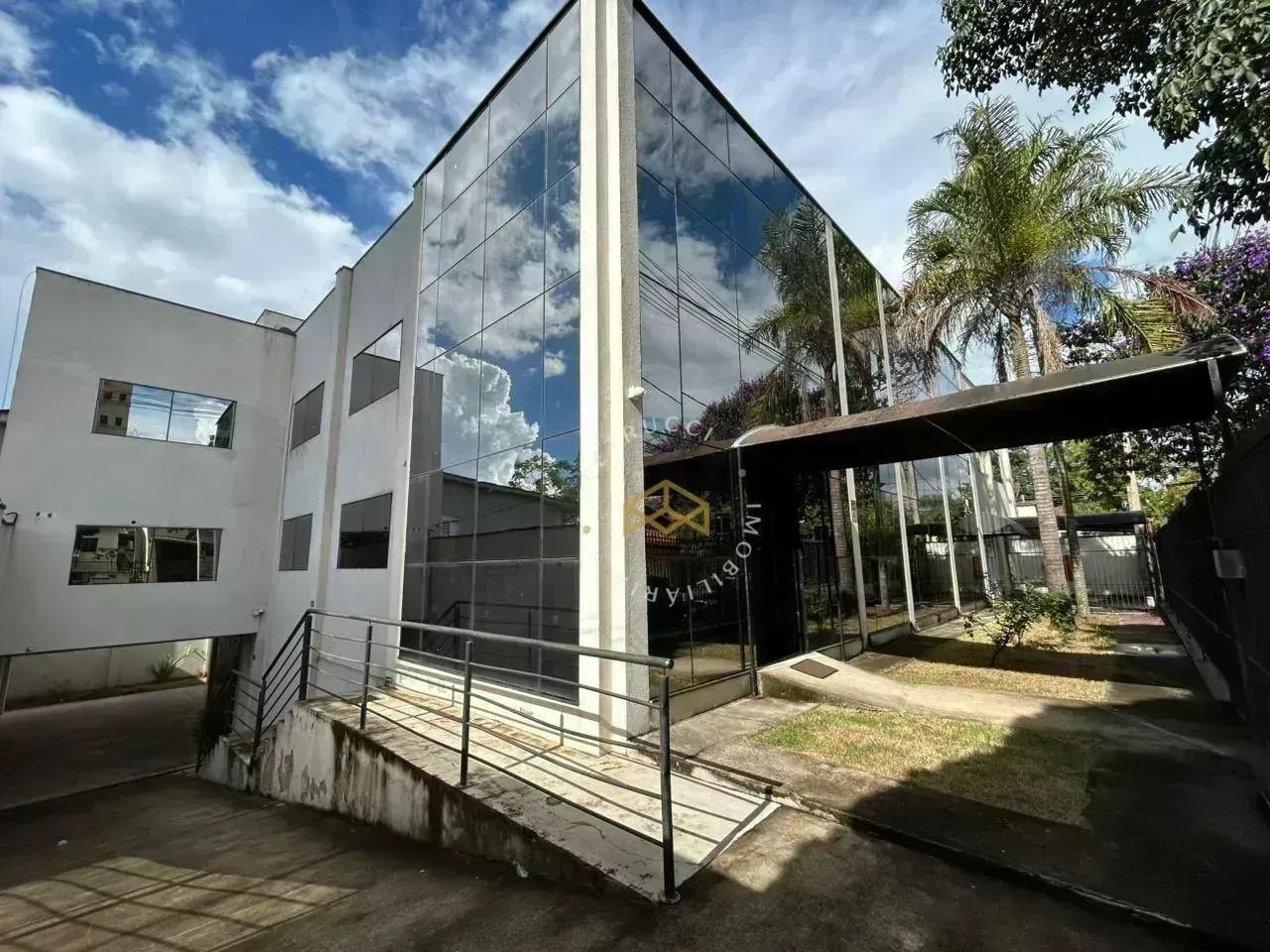 PRÉDIO COMERCIAL À VENDA EM VALINHOS/SP  PRÓXIMO À AV. INVERNADA E AV. DOM NERY - Foto 2
