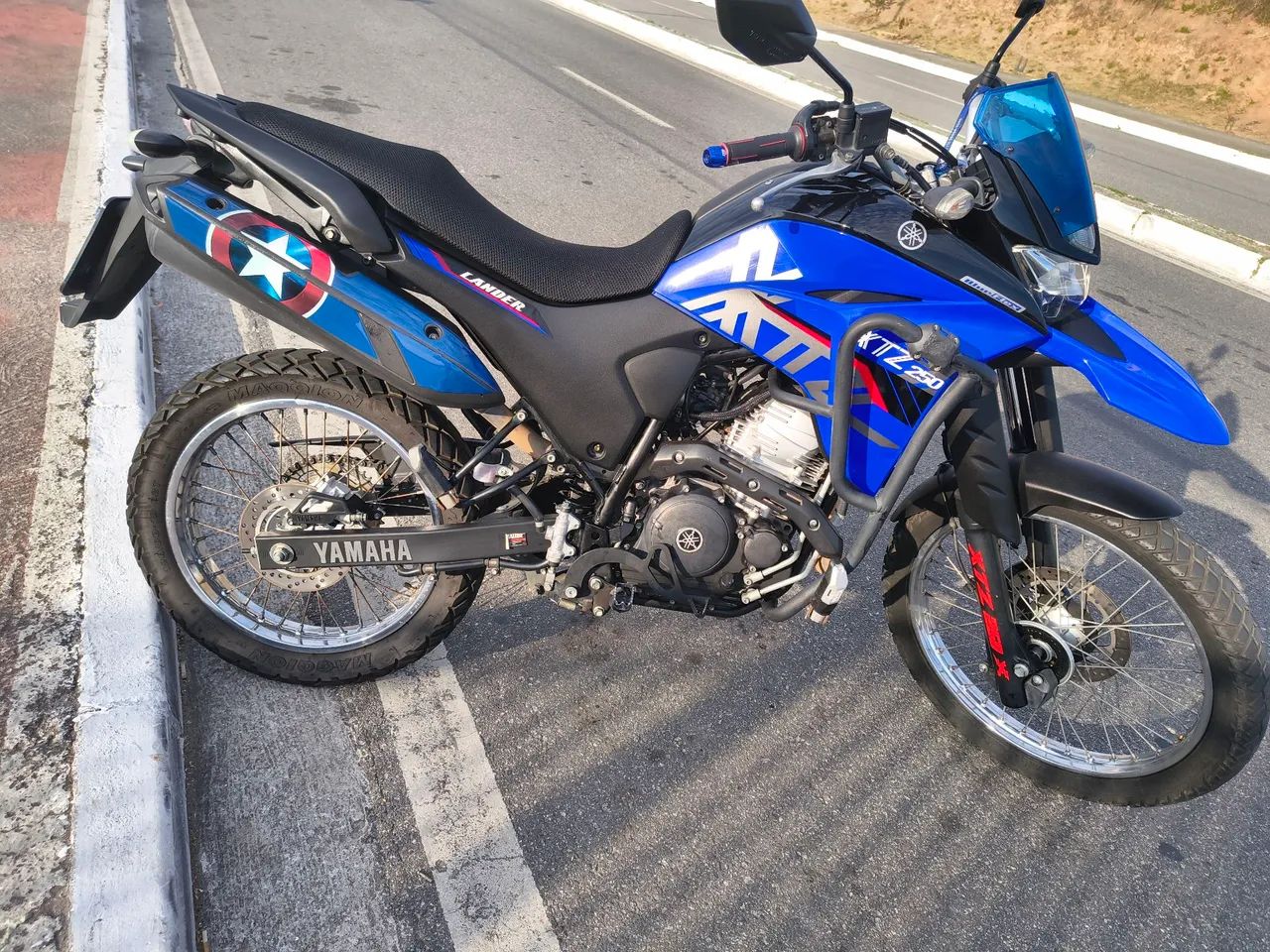XTZ LANDER TOP  - Foto 4