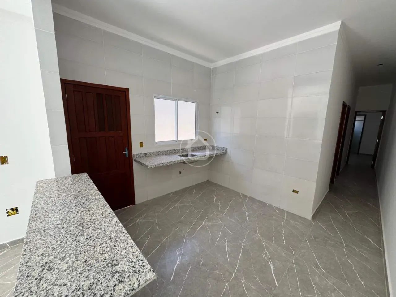 CASA COM SUITE OTIMO ACABAMENTO - Foto 4