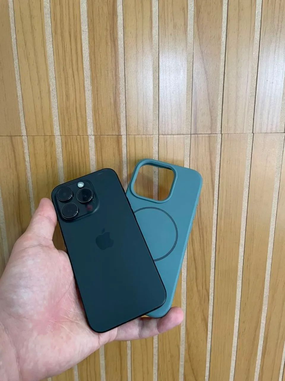 iPhone 15 Pro Impecável na caixa - Foto 2