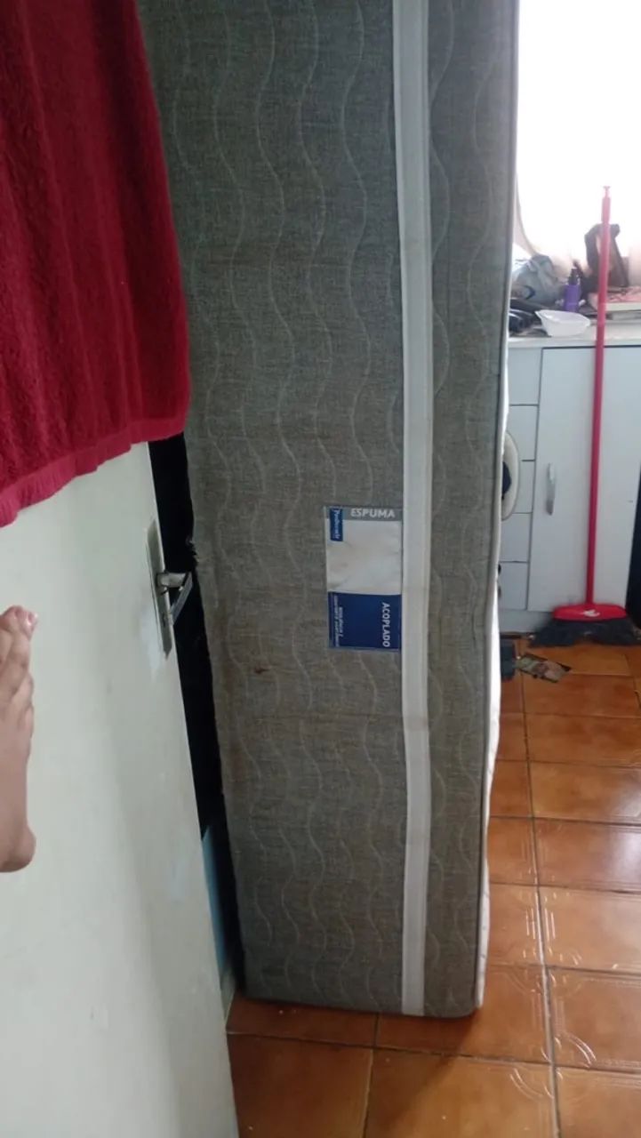 Vendo cama box solteiro  - Foto 3