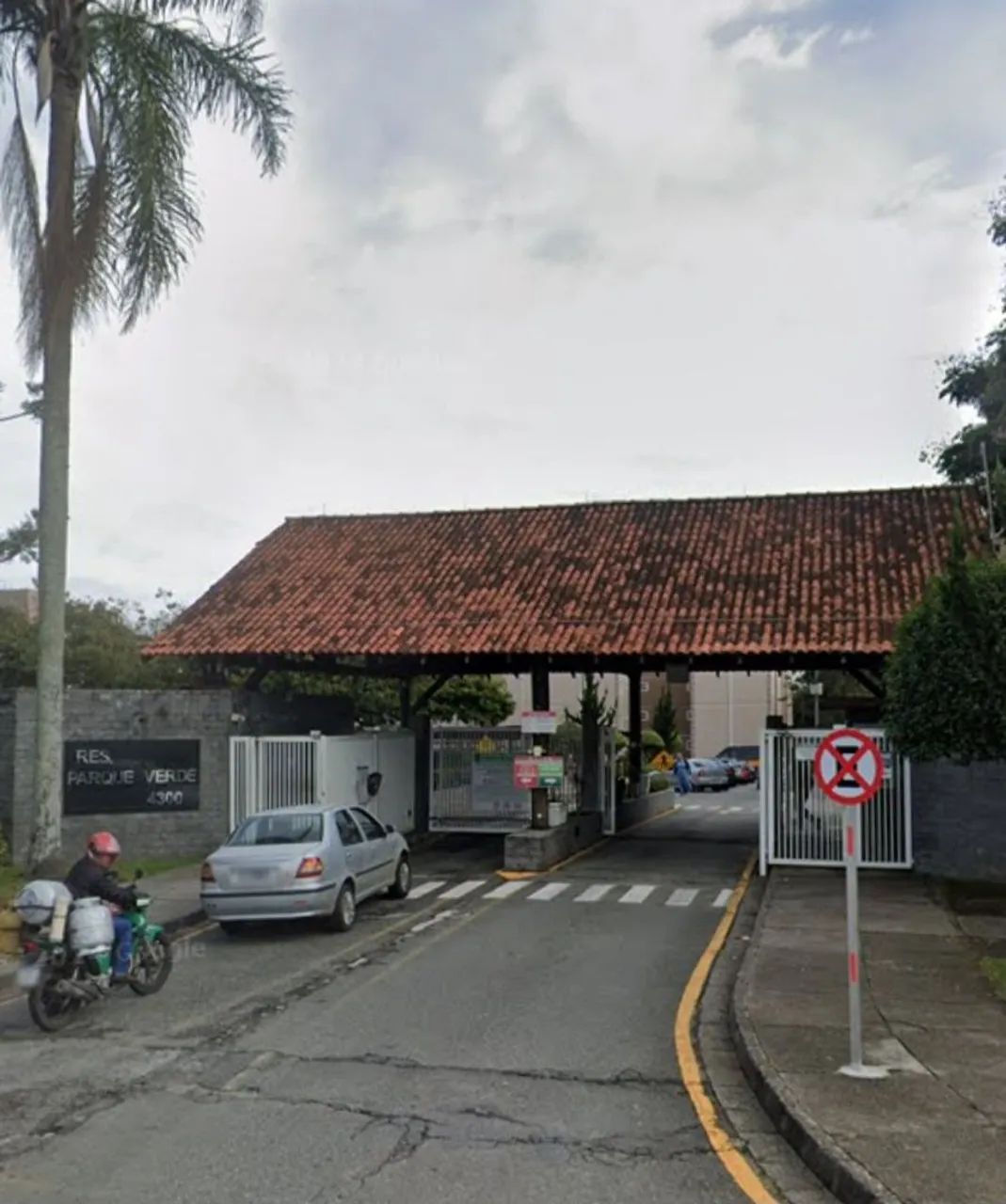 Foto - Curitiba - Cidade Industrial