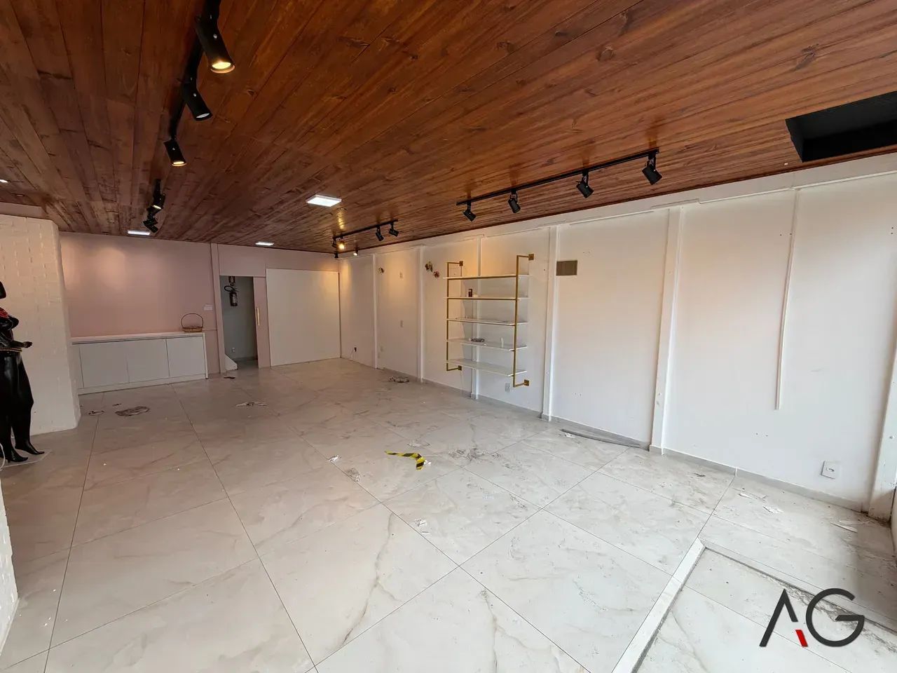 Loja para aluguel com 118 m² em Kobrasol - São José - SC - Foto 5